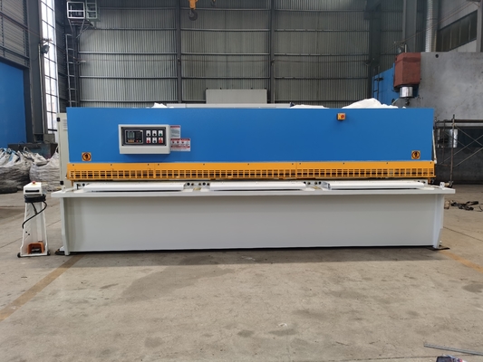 Coupe de machine de cisaillement de la commande numérique par ordinateur OR de QC12Y 4000mm 6000mm 2500mm