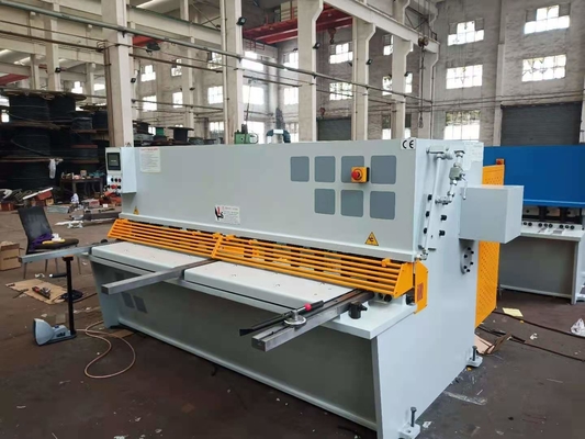 Machine à cisaillement hydraulique CNC automatique métal en acier doux