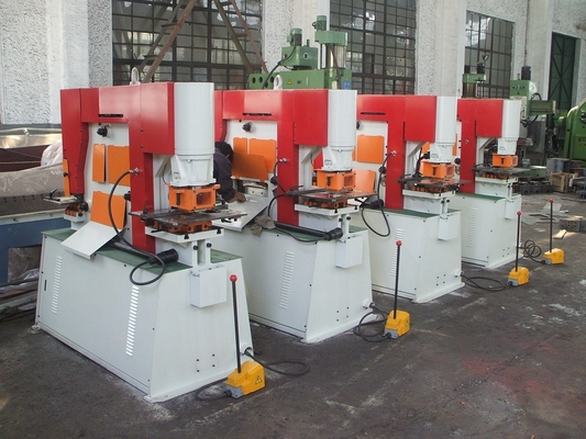 Le fer fonctionne le poinçon et le serrurier hydrauliques Q35y-20 de presse hydraulique de machine de cisaillement