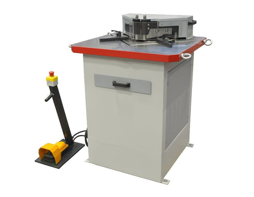 Machine de entaille faisante le coin hydraulique d'angle réglable pour la coupe en aluminium