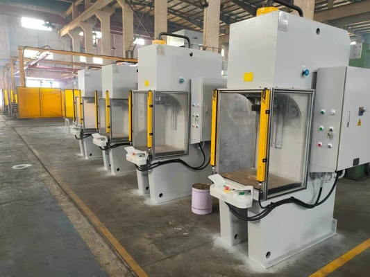 Machine de presse hydraulique à course personnalisée Portable 20m/Min 380V/415V